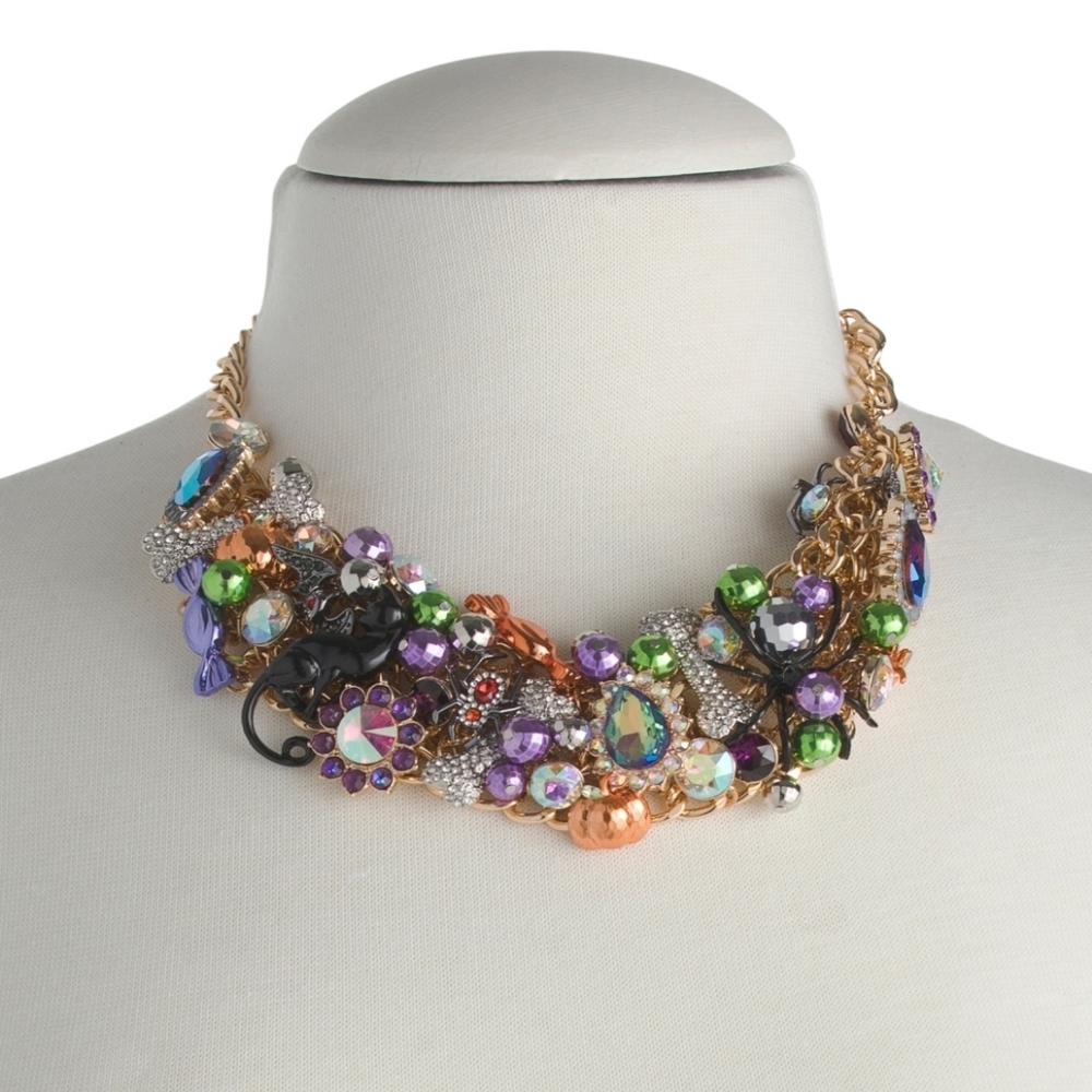 👉✨️ Betsey Johnson Halloween Charm Bib Multicolor Chain Link 19" Necklace - Picture 2 of 4